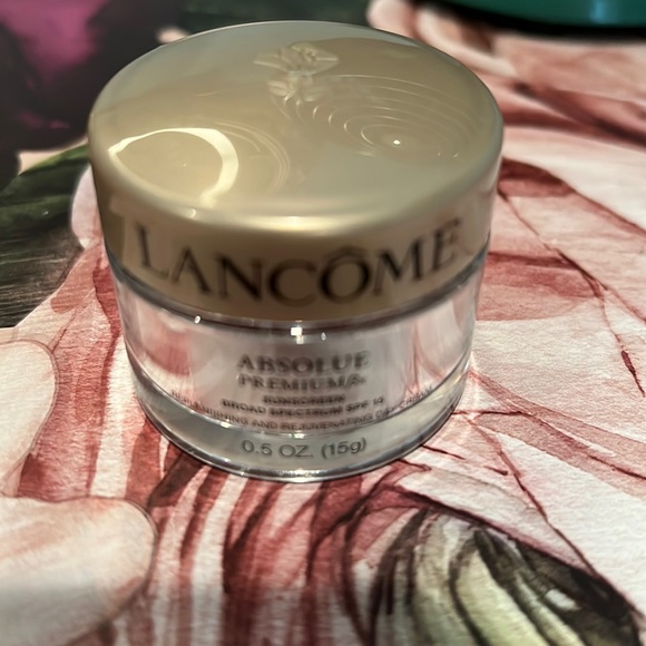 Lancom Premier broad spectrum SBF 15 day cream - Picture 1 of 3